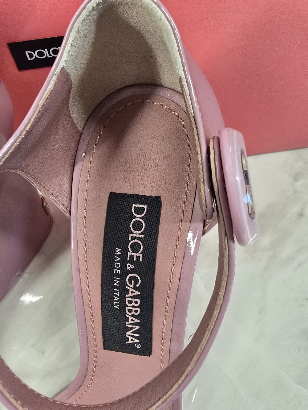 Dolce & Gabbana Patent Wedge Sandals with Logo Button - Picture 4 of 12